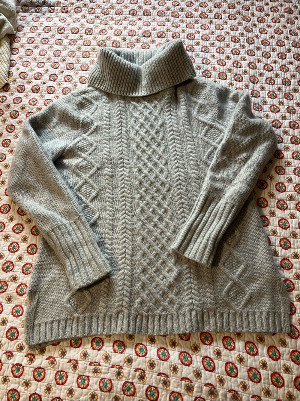 Vineyard Vines 100% Cashmere Fisherman’s Knit Turtleneck Sweater size small